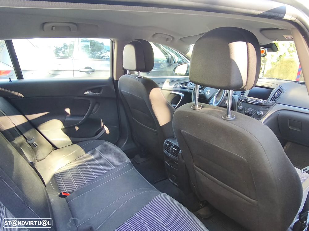 Opel Insignia Sports Tourer 2.0 CDTi Executive S/S - 10