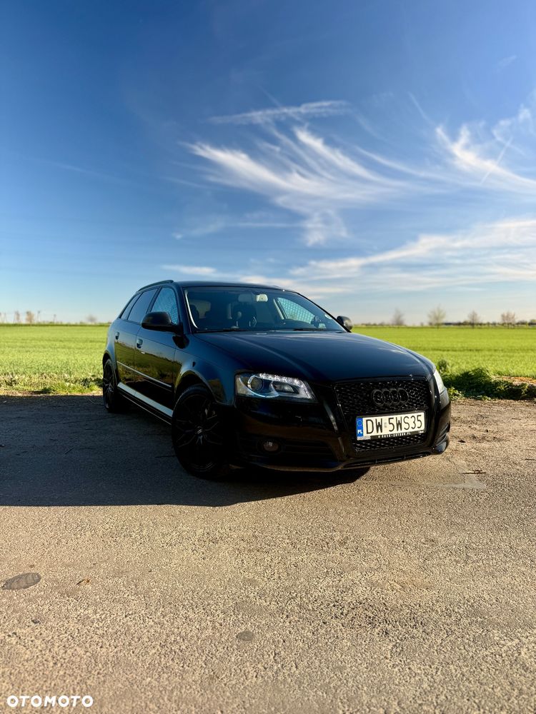 Audi A3 Sportback 2.0 TDI DPF Attraction - 1