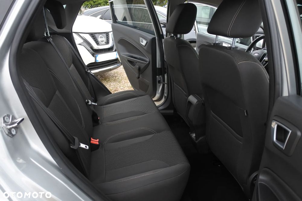 Ford Fiesta 1.0 EcoBoost S&S TITANIUM - 8