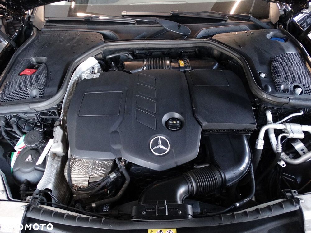 Mercedes-Benz Klasa E - 34