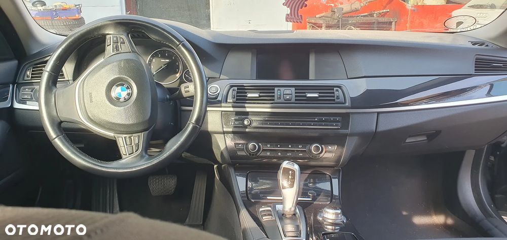 BMW Seria 5 - 16