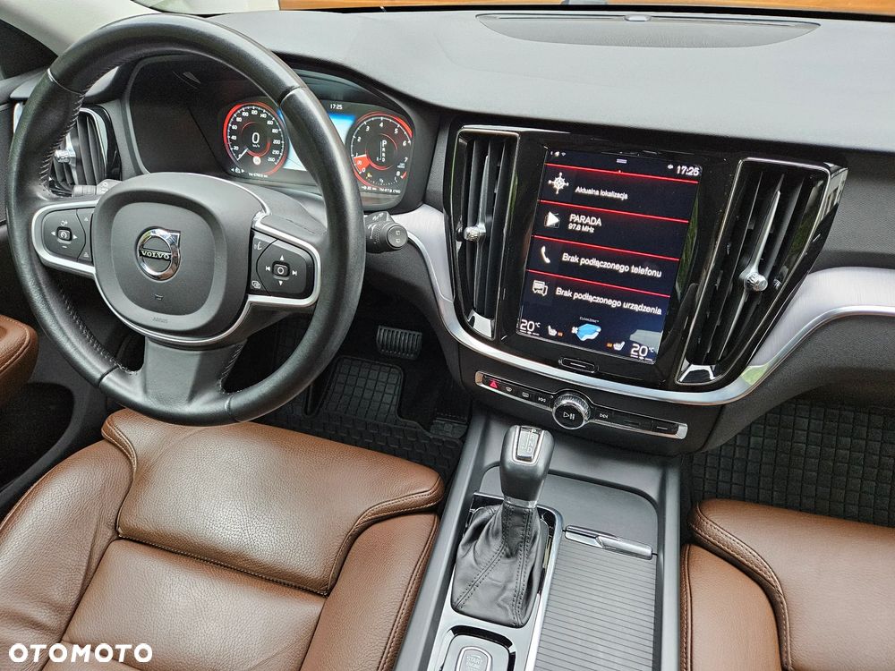 Volvo V60 T5 Geartronic Momentum Pro - 14