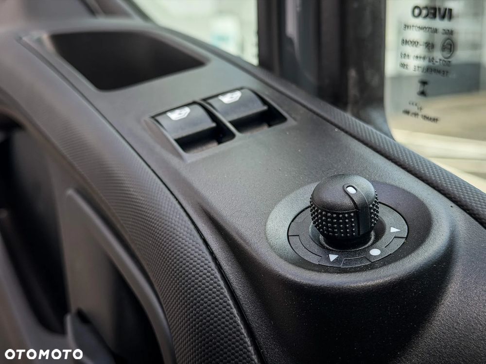 Iveco 35S18H V 3.0 Diesel 180 KM MT6 Furgon L4H2 - 21