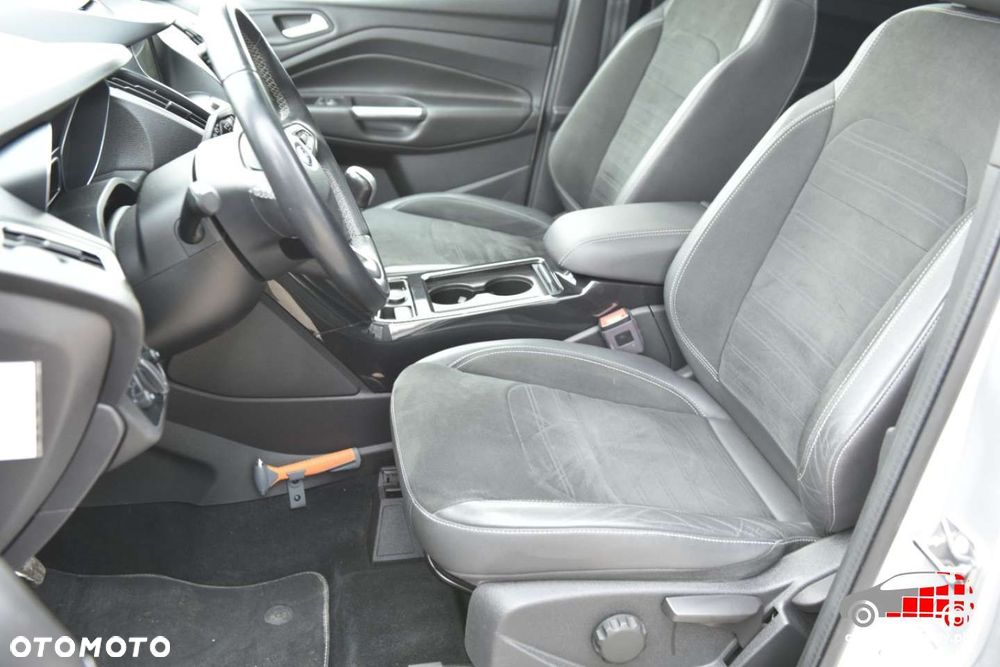 Ford Kuga - 18