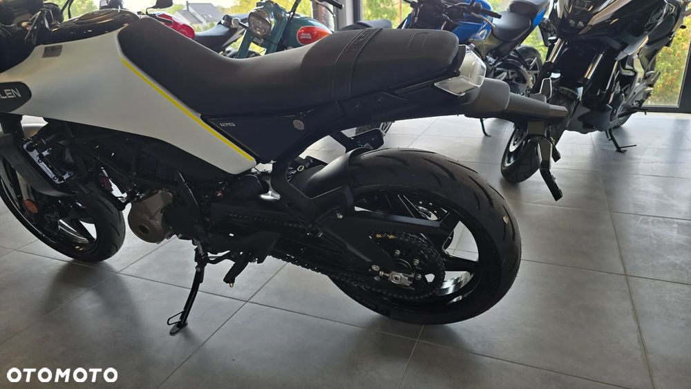 Husqvarna Vitpilen - 12