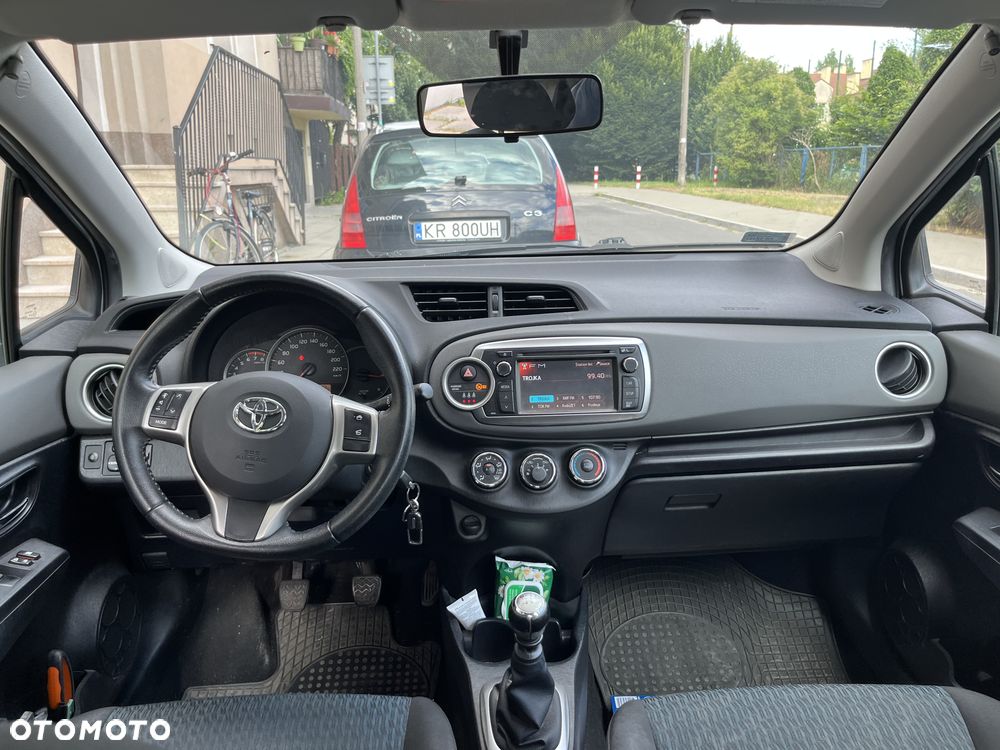 Toyota Yaris 1.33 Prestige - 7