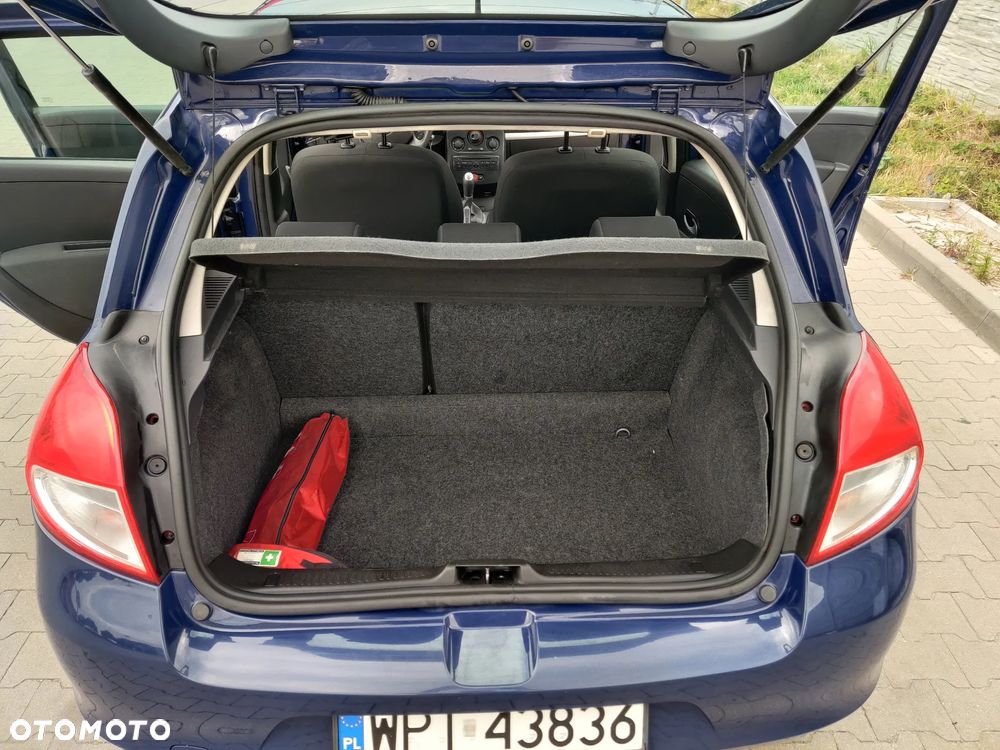 Renault Clio 1.5 dCi Alize - 10