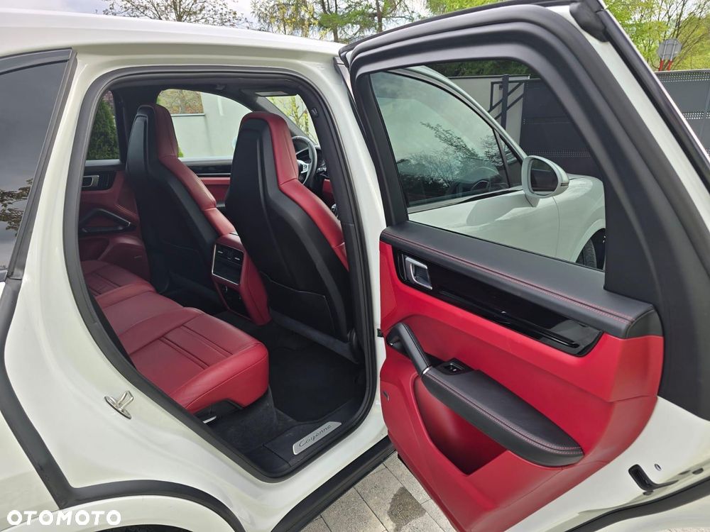 Porsche Cayenne Standard - 12