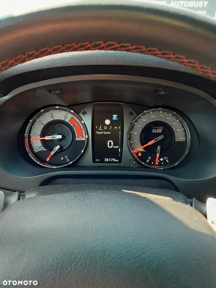 Toyota Hilux 2.8 D-4D Double Cab GR Sport 4x4 - 7