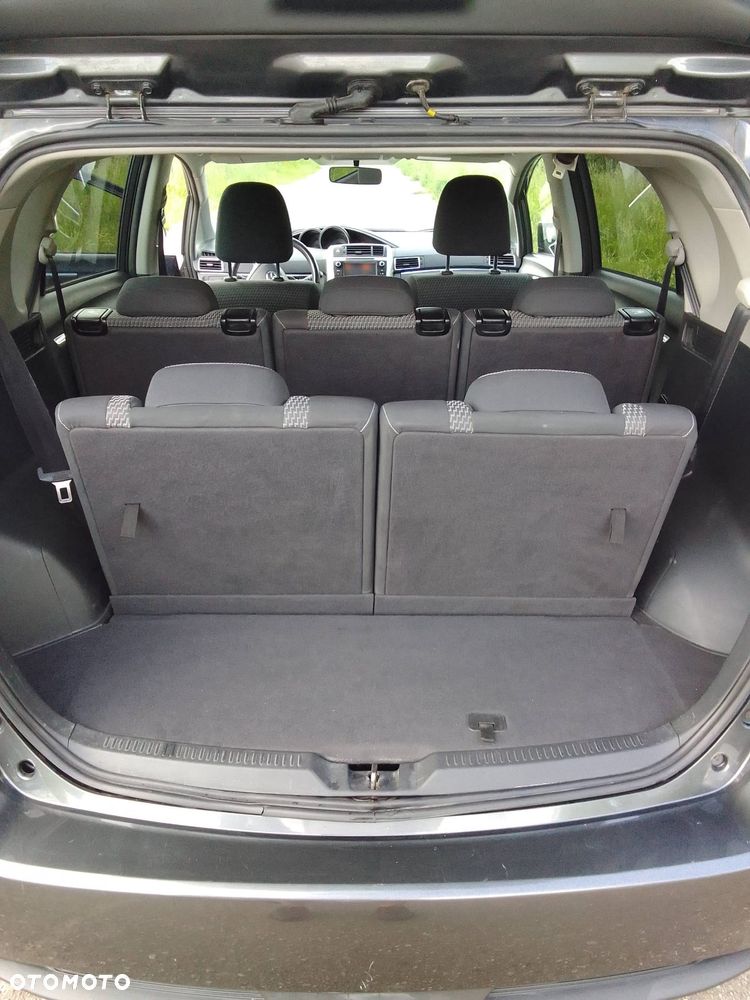 Toyota Verso 1.6 D-4D Premium 7os EU6 - 14