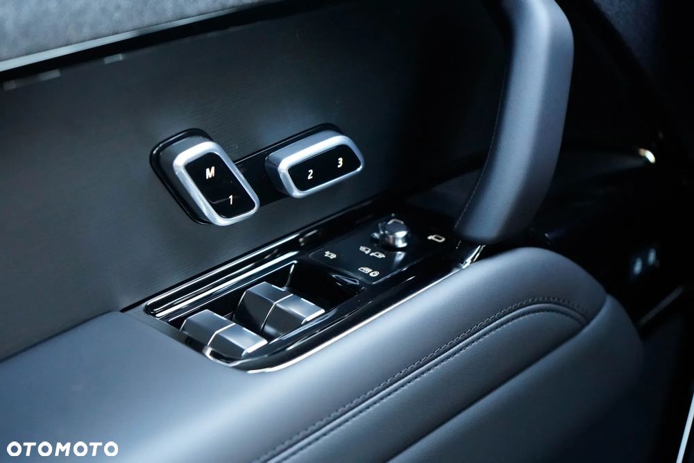 Land Rover Range Rover Sport S 3.0 D300 mHEV Dynamic SE - 25