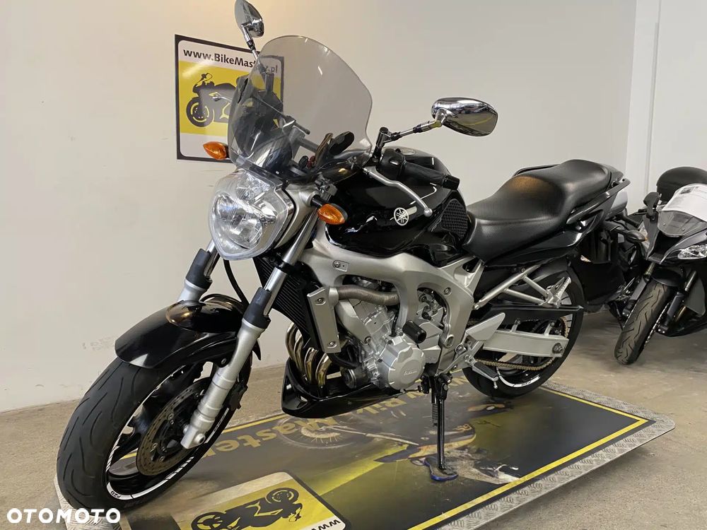 Yamaha FZ6 - 4