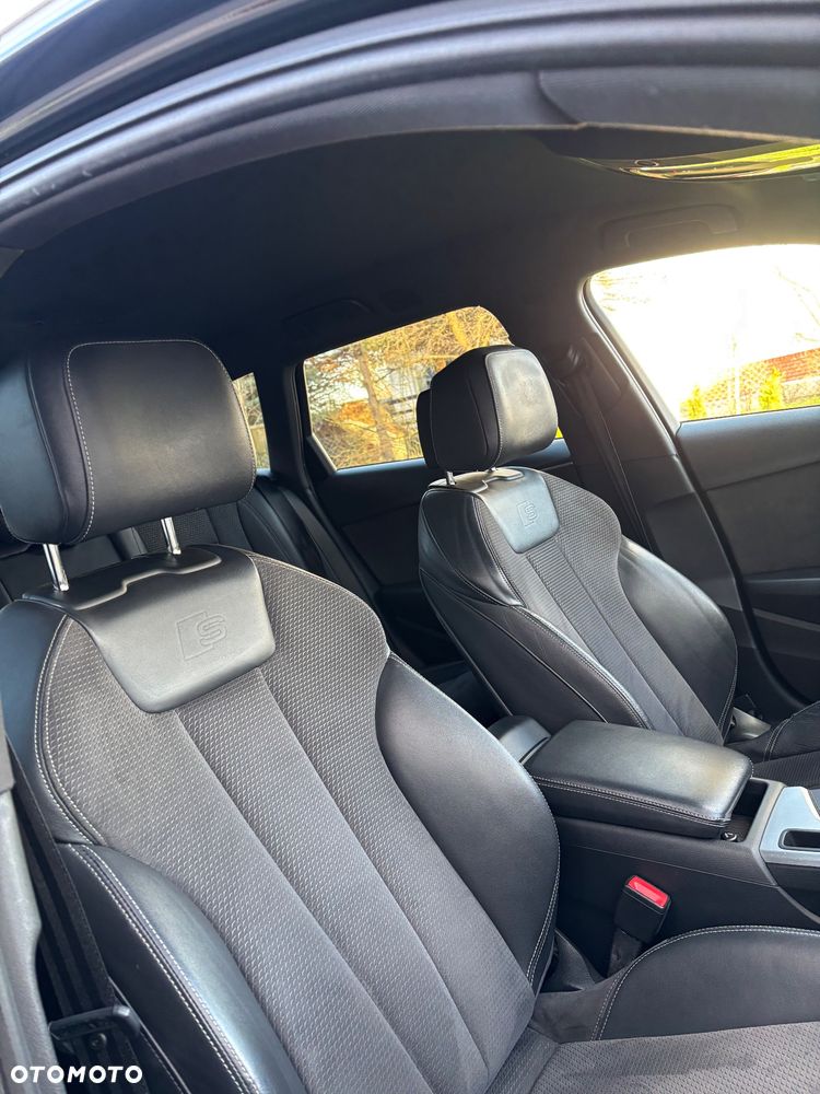 Audi A4 Avant 40 TDI quattro S tronic S line - 38