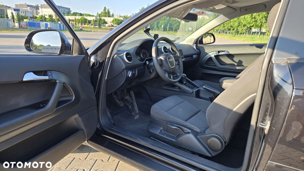 Audi A3 3-drzwiowe 2.0 TDI Ambition - 5