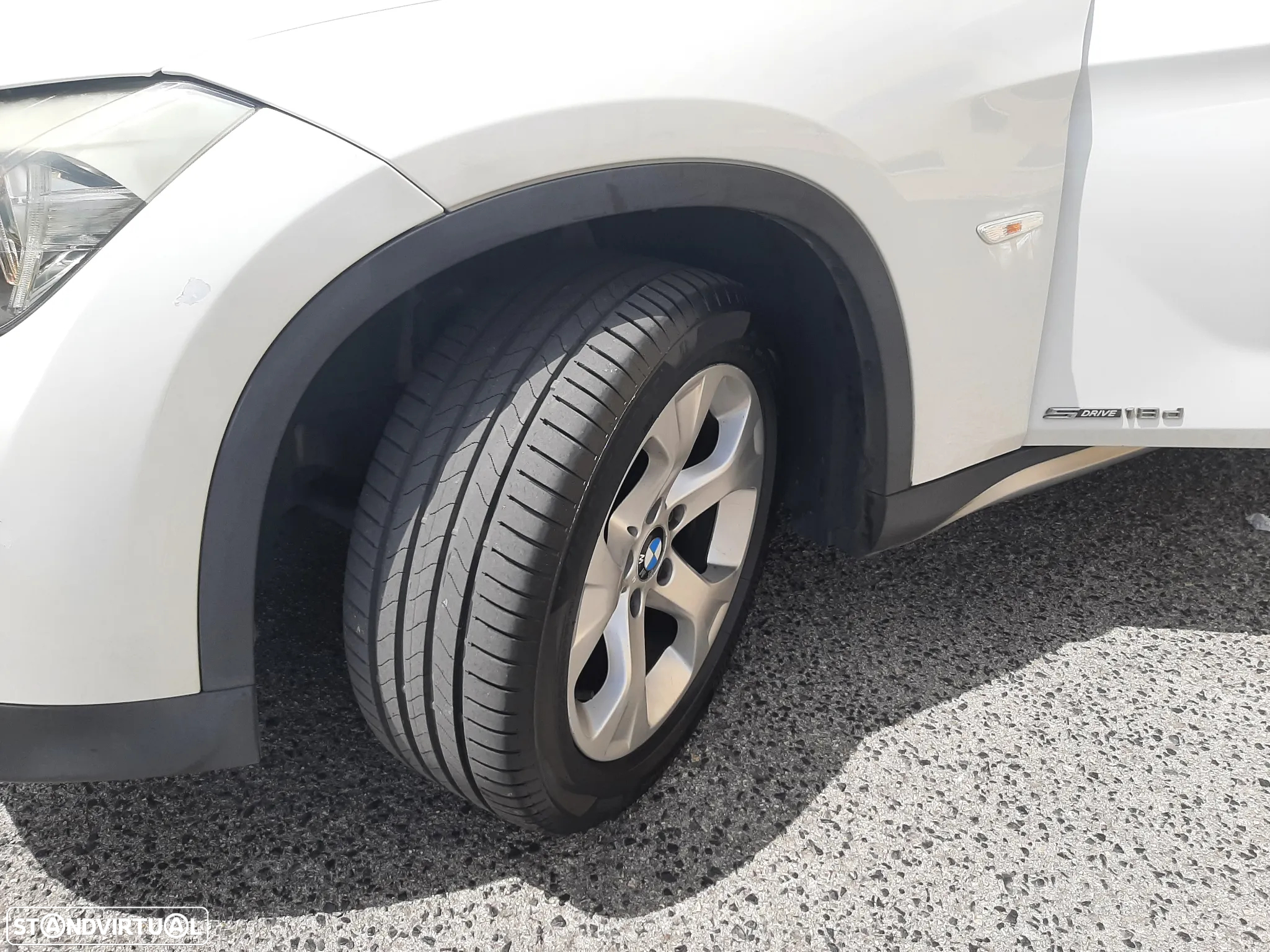BMW X1 18 d sDrive Auto - 13