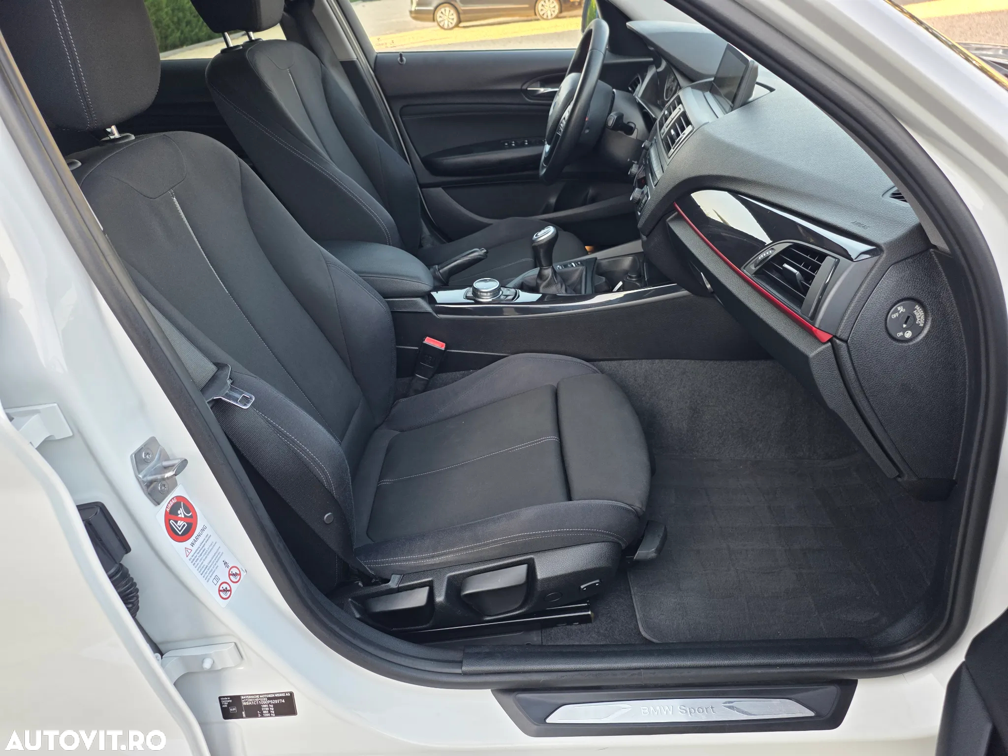 BMW Seria 1 118d Sport Line - 11