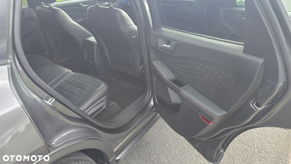Ford Kuga 2.0 TDCi FWD ST-Line - 14