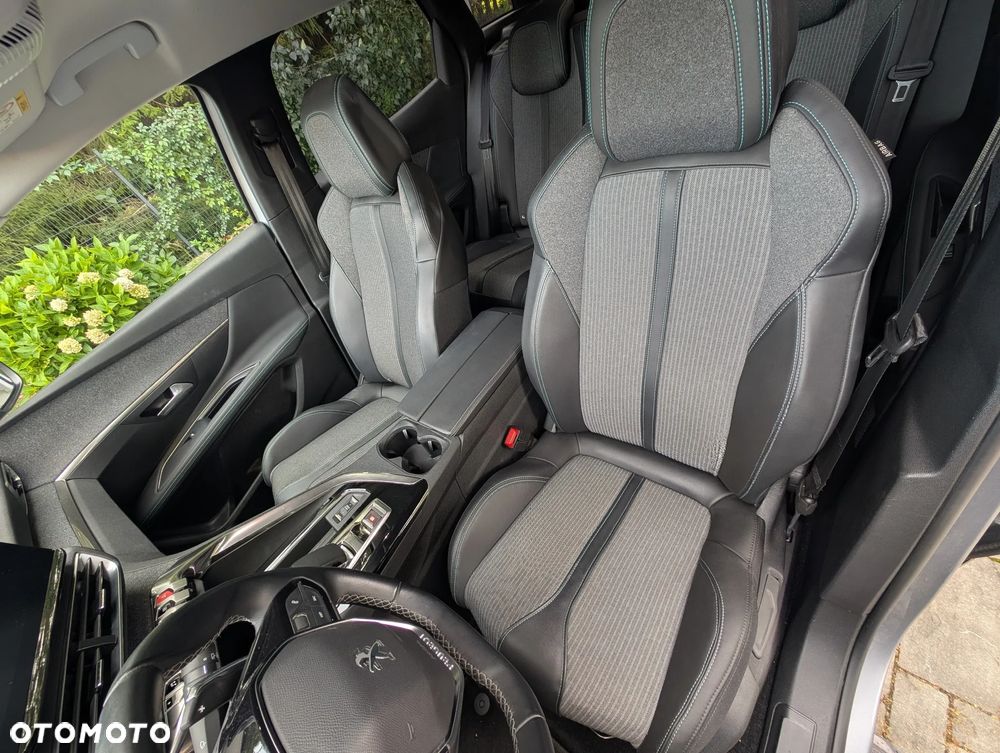 Peugeot 3008 1.6 PureTech HYbrid Allure S&S EAT8 - 15