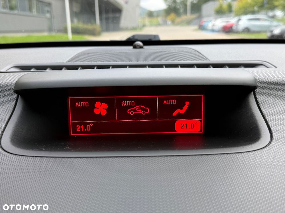Opel Meriva 1.4 Innovation - 22