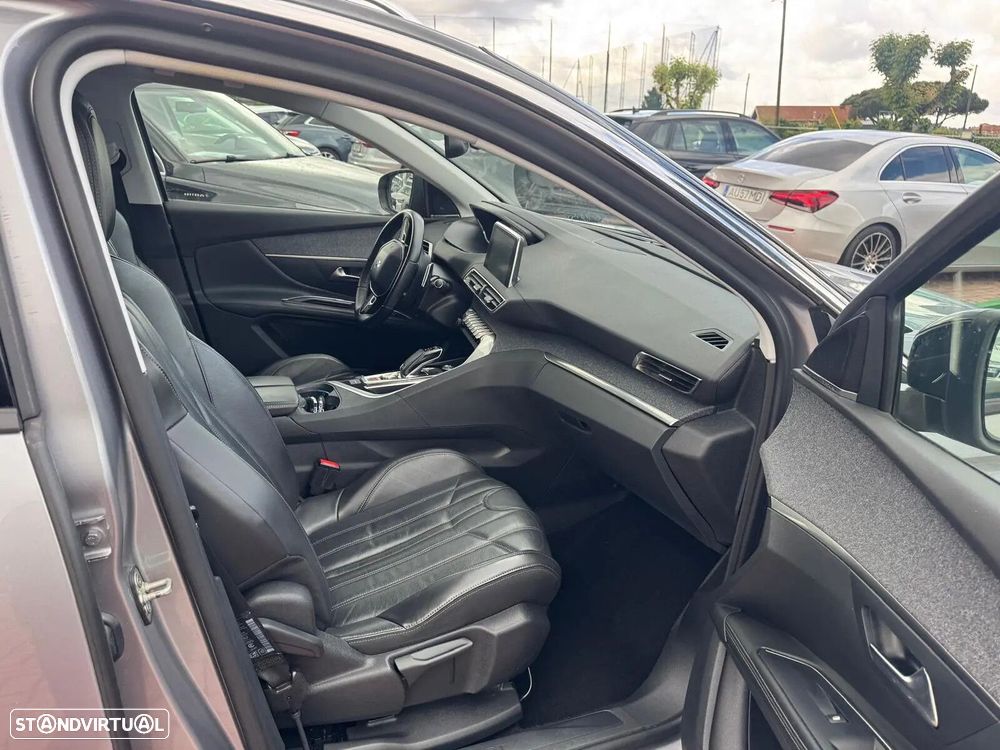 Peugeot 5008 1.2 PureTech GT Pack EAT8 - 29