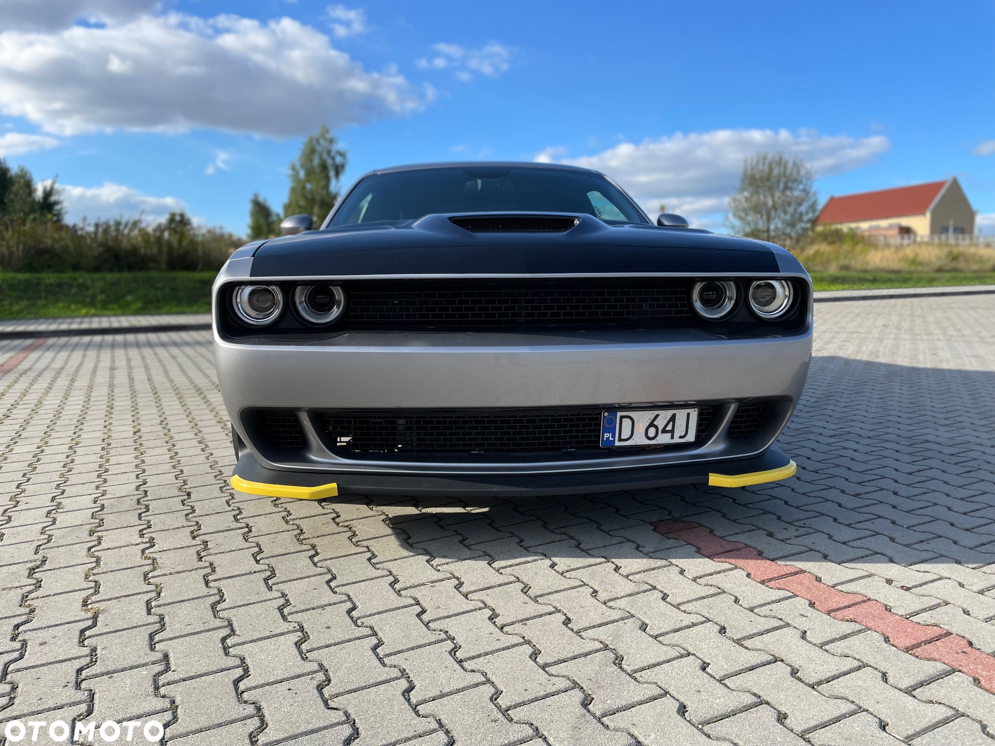 Dodge Challenger 6.4 Scat Pack - 11