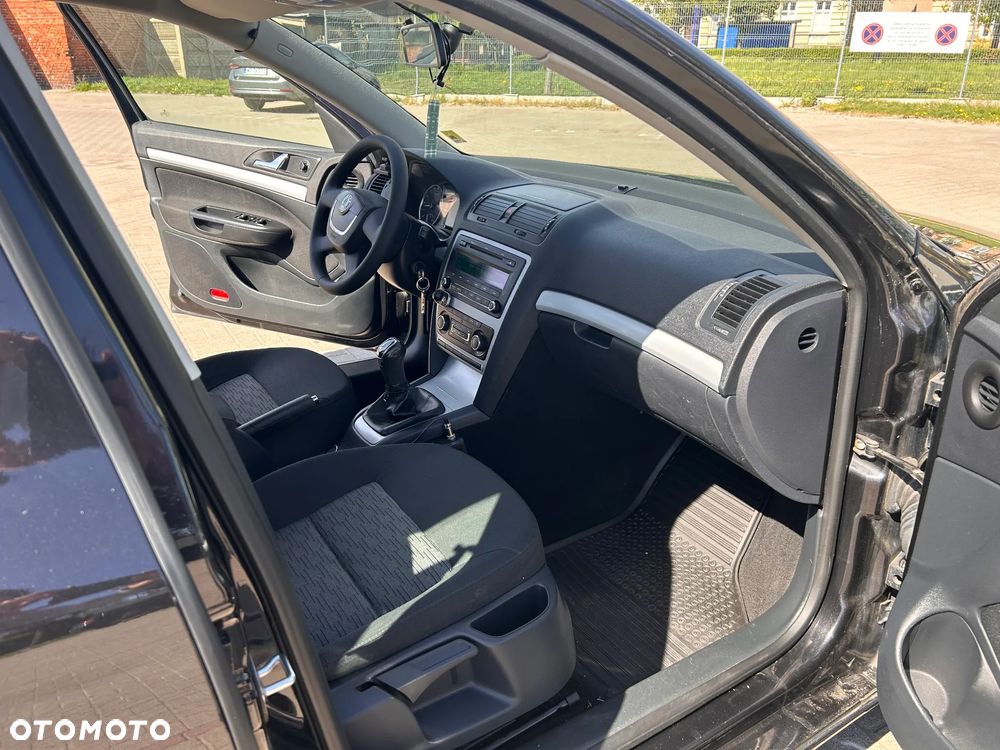 Skoda Octavia 2.0 TDI DPF Ambition - 5