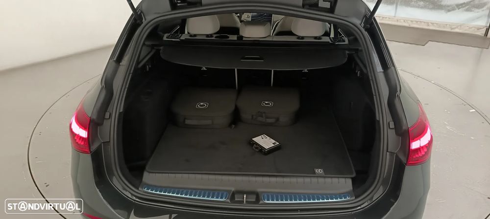 Mercedes-Benz C 300 de AMG Line - 29