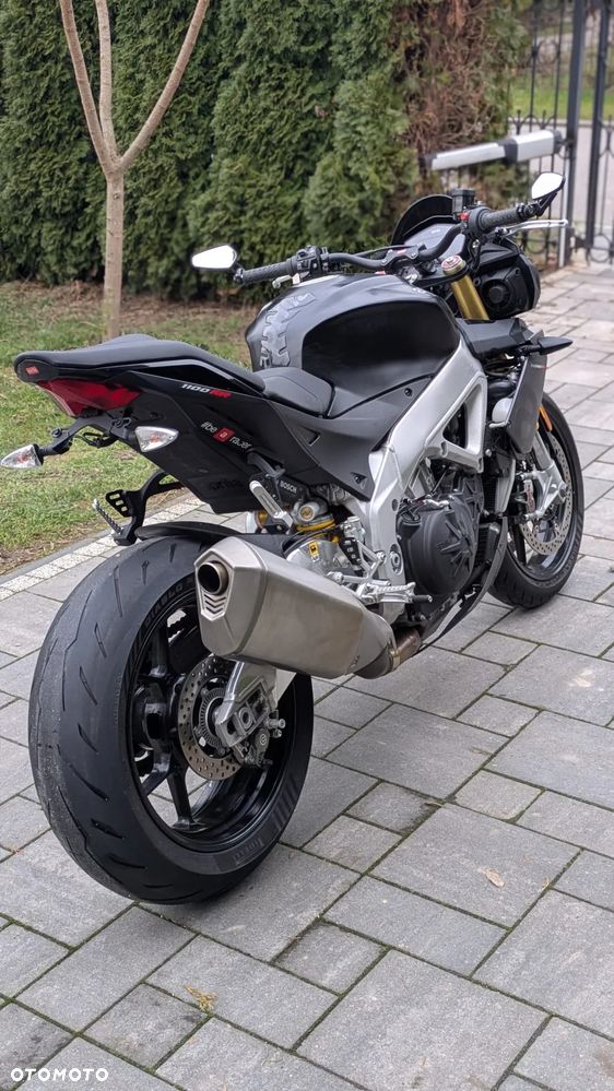 Aprilia Tuono - 4
