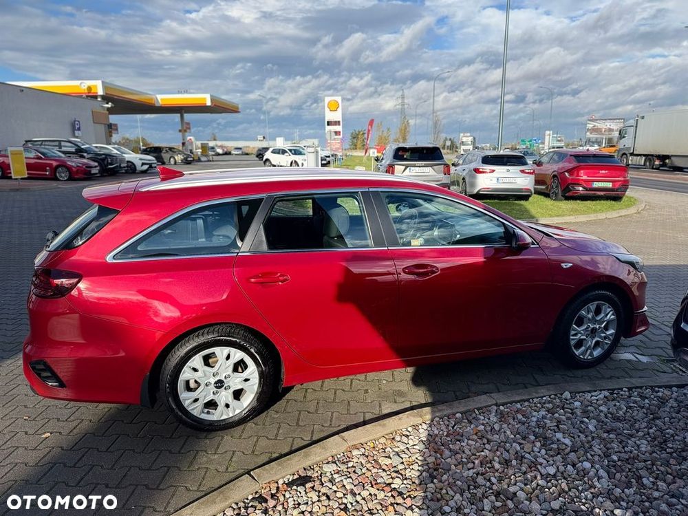 Kia Ceed 1.5 T-GDI M - 6