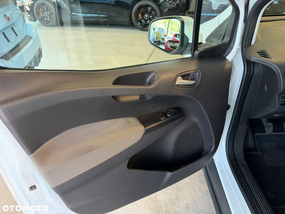 Ford Tourneo Courier 1.5 TDCi Trend - 9