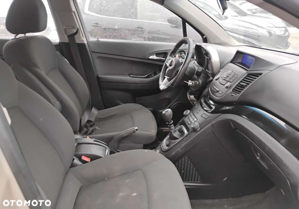 Chevrolet Orlando - 9