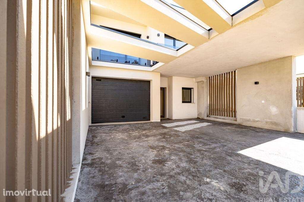 Casa / Villa T3 em Arrabal de 112,00 m2 - Grande imagem: 4/30