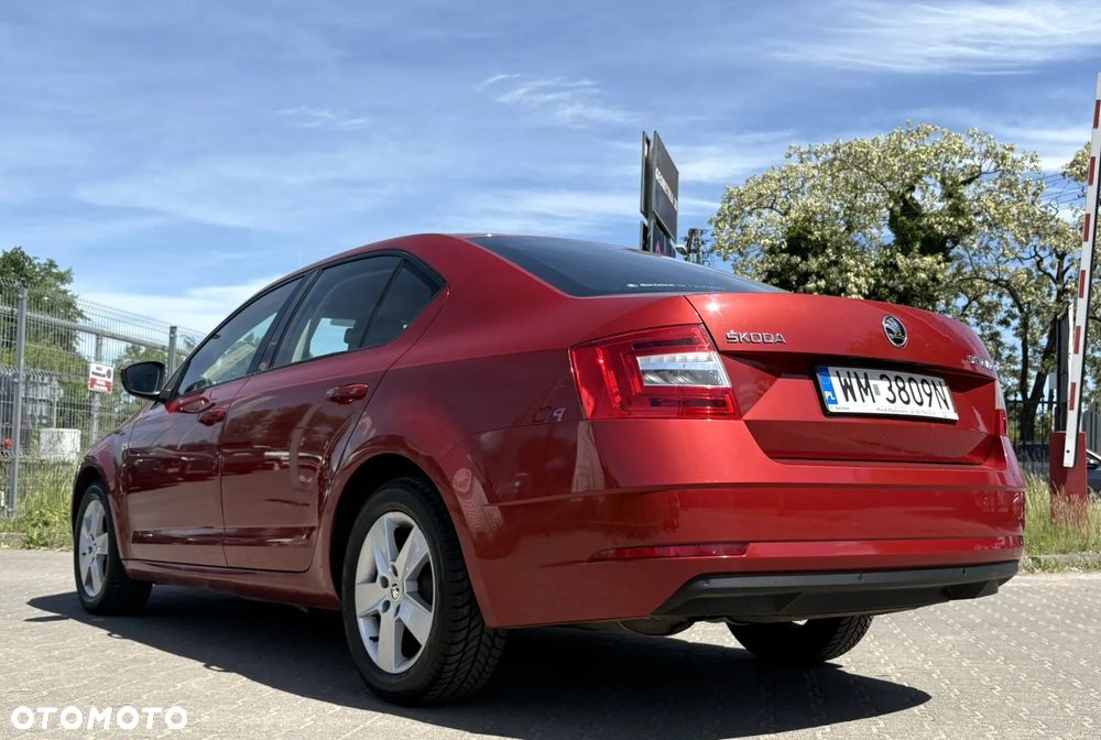 Skoda Octavia 1.4 TSI Ambition - 6