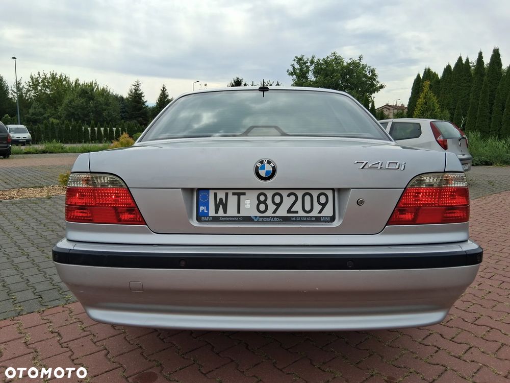 BMW Seria 7 - 6