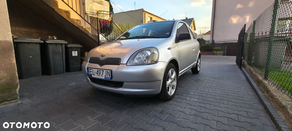 Toyota Yaris 1.3 Luna - 4