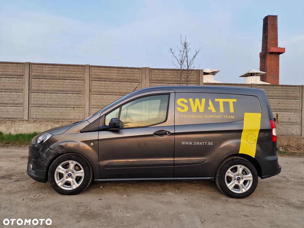 Ford Transit Courier - 3