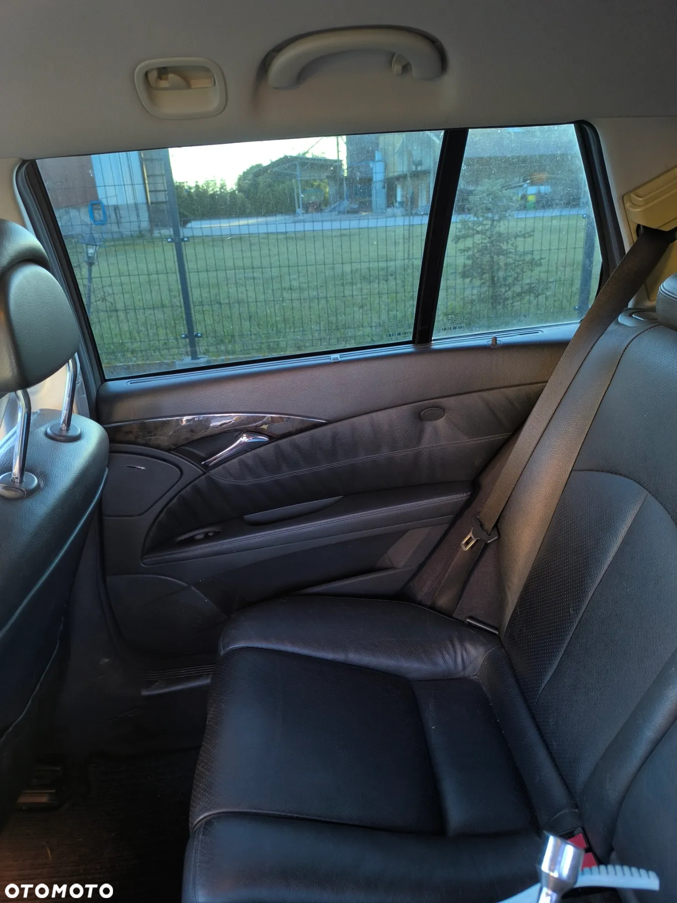 Mercedes-Benz Klasa E 320 CDI T Avantgarde - 8