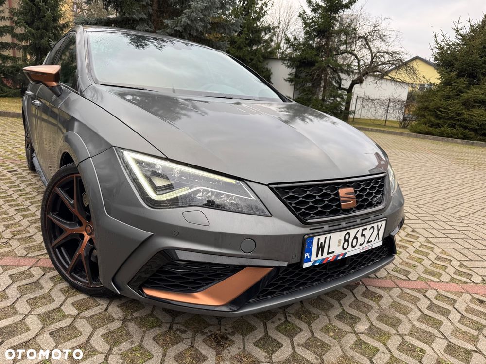 Seat Leon 2.0 TSI 4Drive OPF DSG Cupra R - 2
