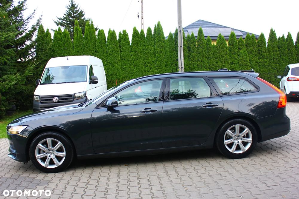 Volvo V90 D3 Momentum - 8