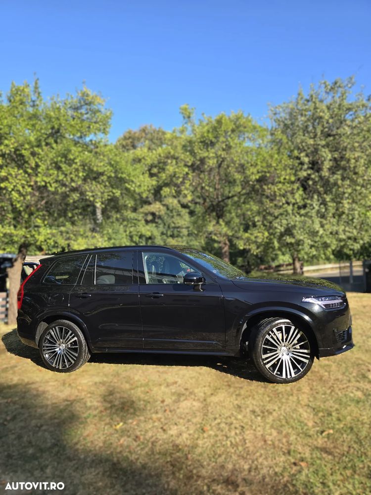 Volvo XC 90 Recharge T8 eAWD R-Design - 4