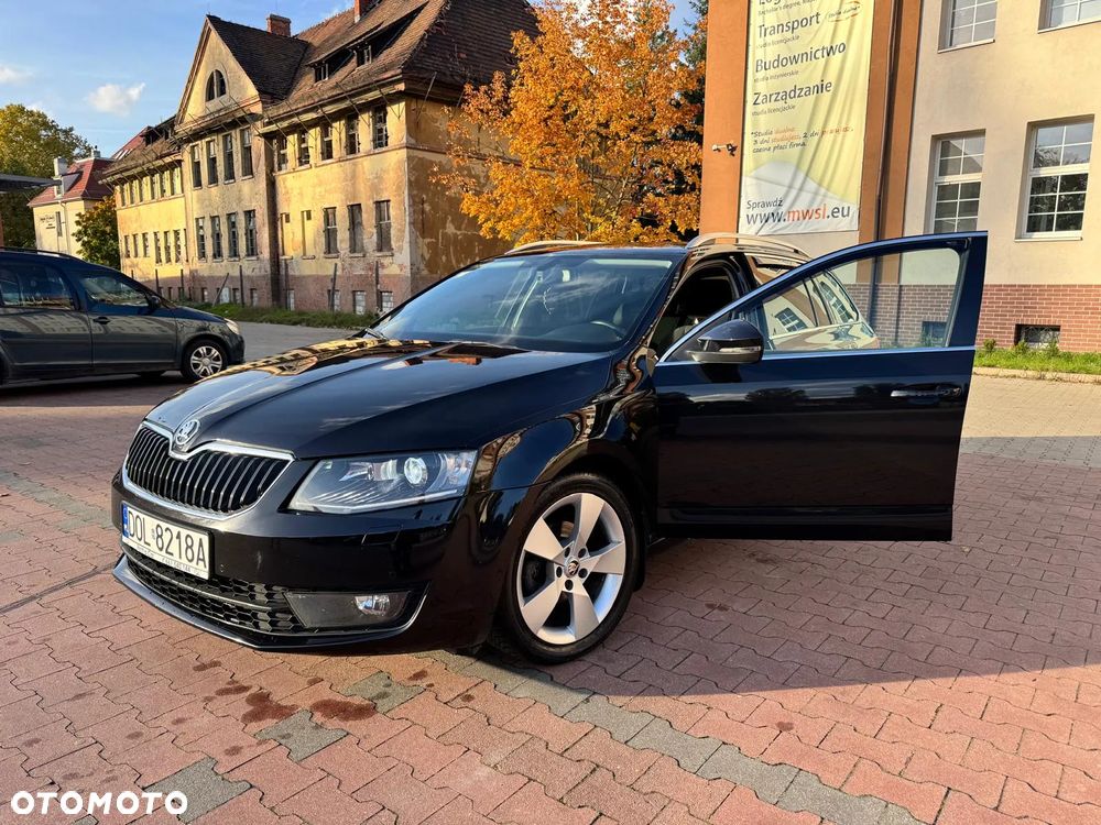 Skoda Octavia 1.6 TDI Ambition DSG - 1
