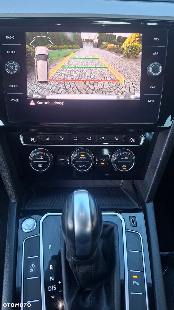 Volkswagen Passat 2.0 TDI EVO Business DSG - 20