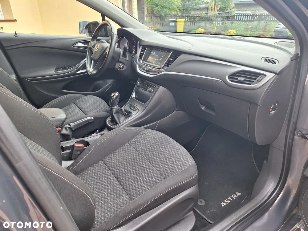 Opel Astra 1.4 Turbo Innovation - 9