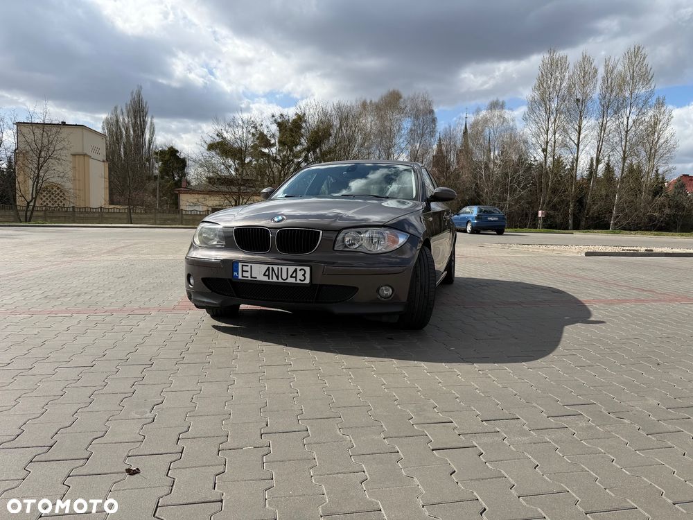 BMW Seria 1 120i - 3