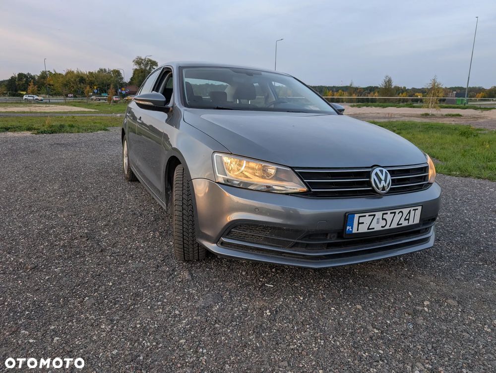 Volkswagen Jetta 1.4 TSI BlueMotion Technology - 3