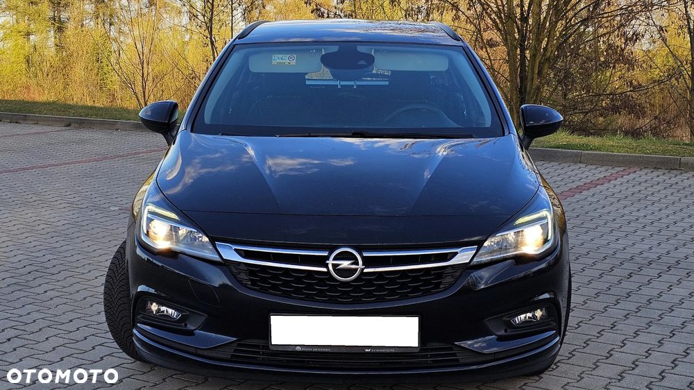 Opel Astra 1.4 Turbo Business - 1