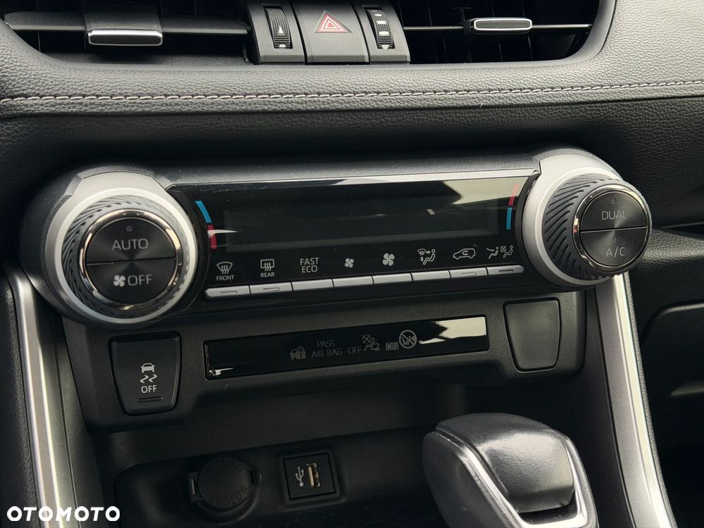 Toyota RAV4 2.5 Hybrid Comfort 4x2 - 19