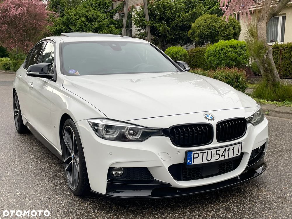BMW Seria 3 330e iPerformance M Sport - 8
