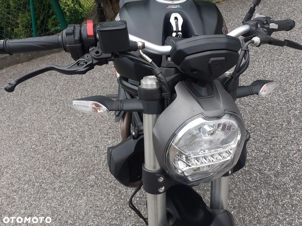 Ducati Monster - 20