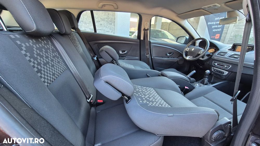 Renault Megane ENERGY dCi 110 Start & Stop Bose Edition - 13